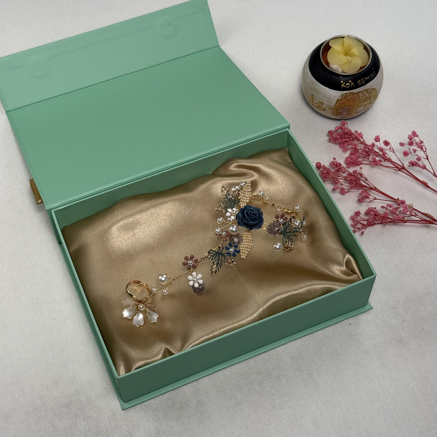 Marinelle Hand Harness