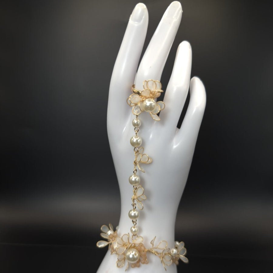 Ivyrose Hand Harness - Opulent Echoes -