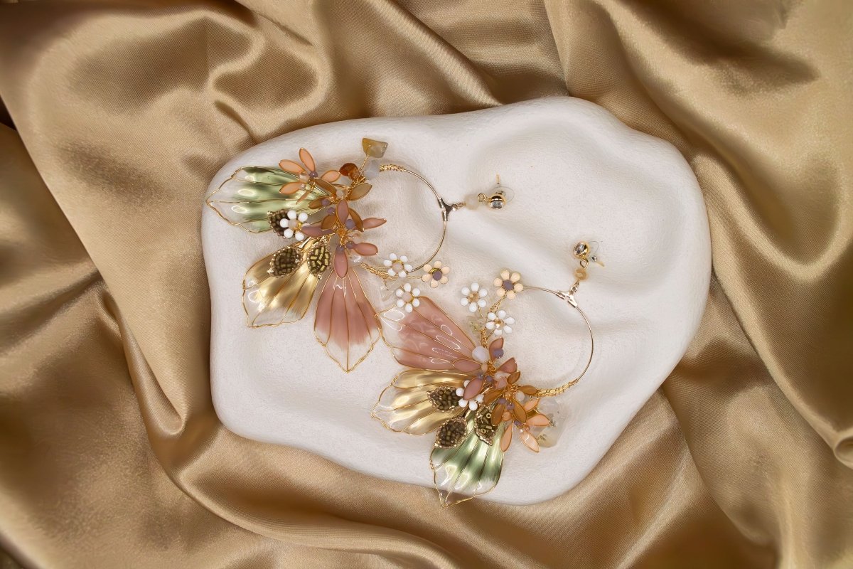 Mirabelle - Opulent Echoes -